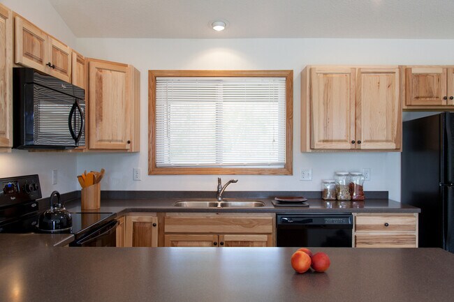 Photo - 955 70th Ave