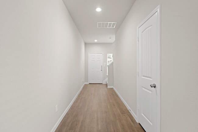 Photo - 5710 Esk River Trl