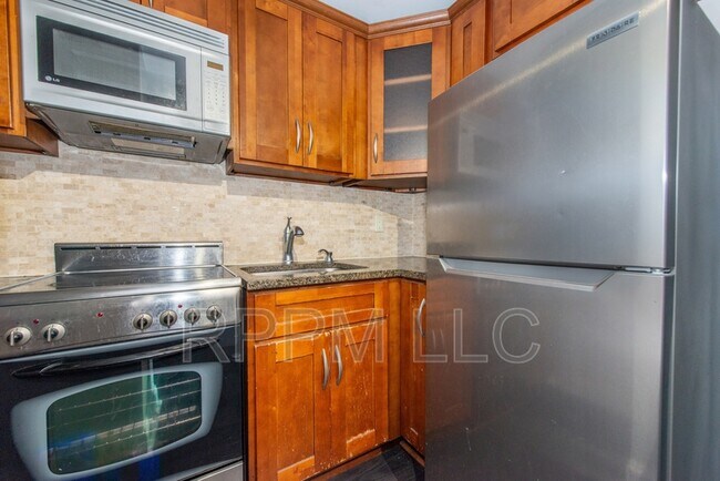 Photo - 60 Parkway Dr Unit 6JJ