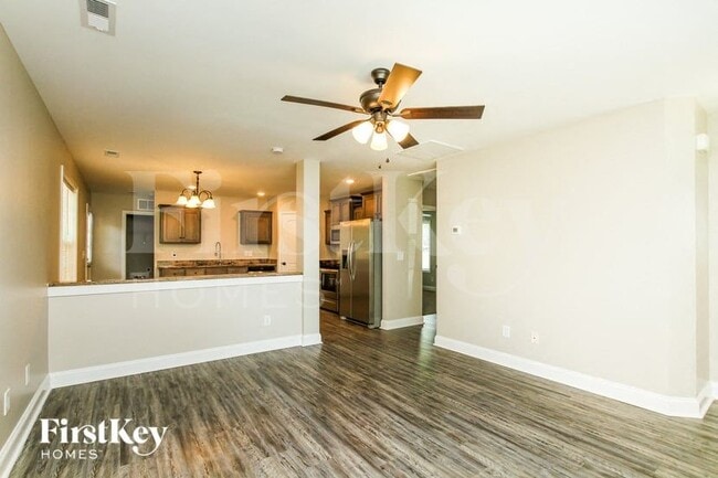 Photo - 96 Peachtree Ave NW