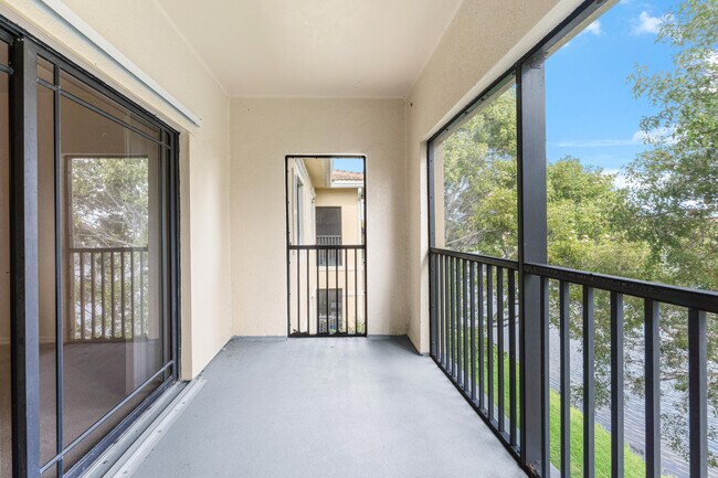 Photo - 2726 Anzio Ct Unidad 308