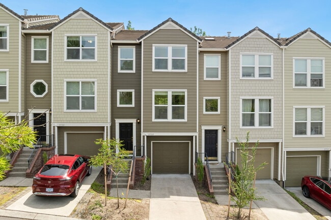 Photo - 2732 NW Kennedy Ct Townhome