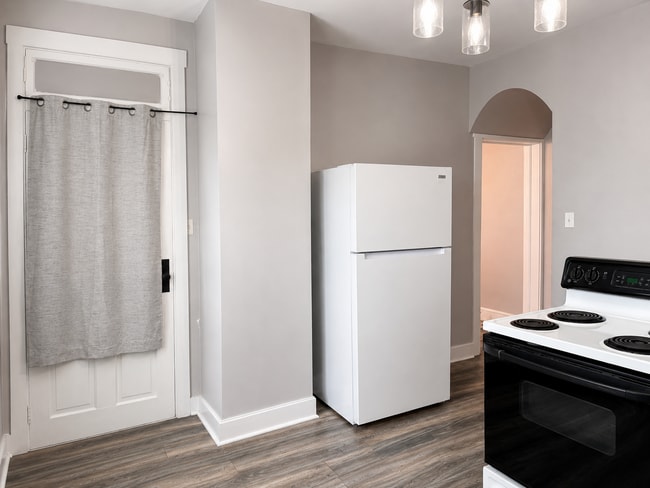 Photo - Modern 2 bedroom End-of-Row Townhome in Rothsville - w/ Garage & In Unit Laundry!