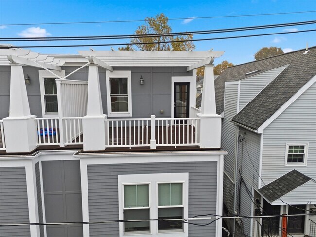 Photo - 77 North St Unit 77