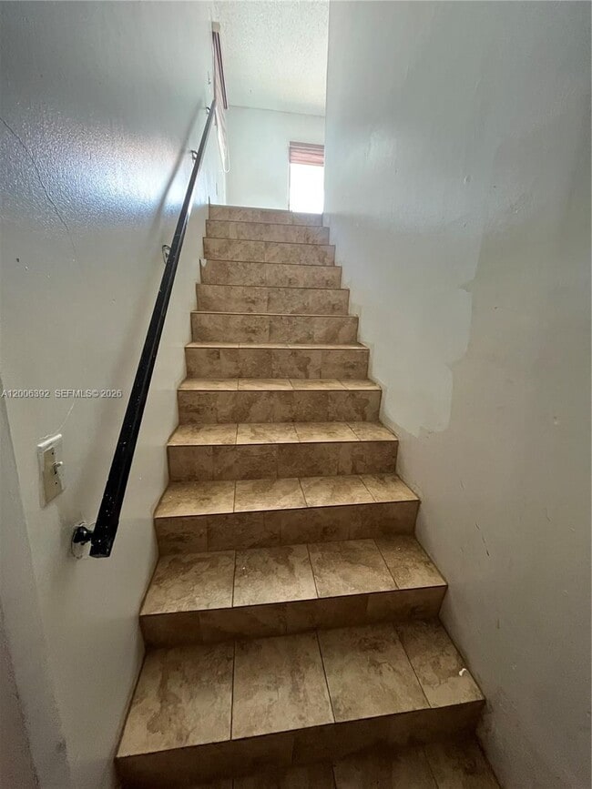 Photo - 334 E 21st St Unit 5