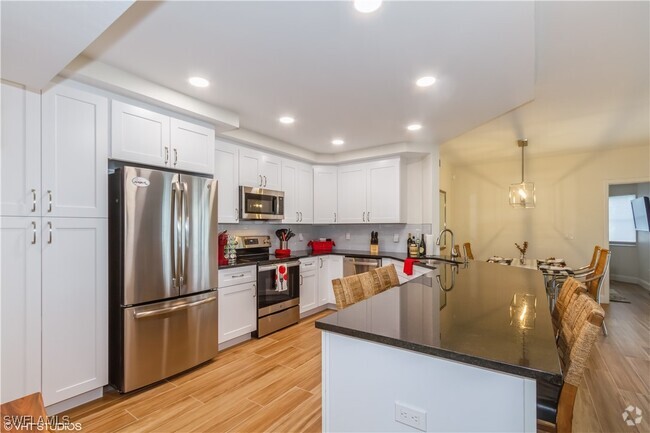 Building Photo - 2671 Citrus Lake Dr Unit E-201 Rental