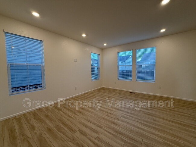 Photo - 5926 N Orleans St