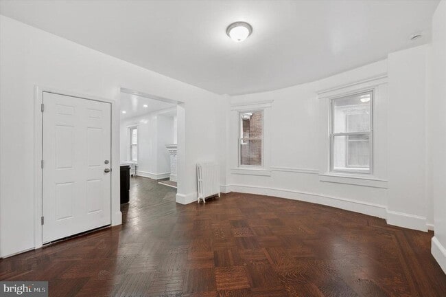 Building Photo - 4928 Walnut St Unit 1