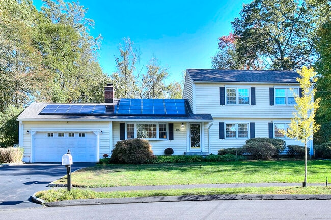 Photo - 19 Woodchuck Ct