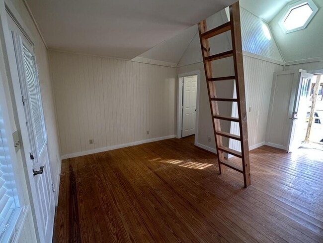 Photo - 2440 TX-16 Unidad 307