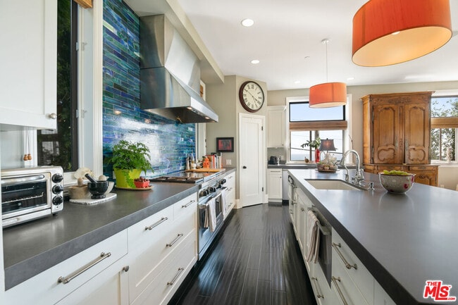 Photo - 2962 Valmere Dr