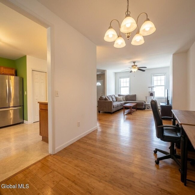 Photo - 363 1st St