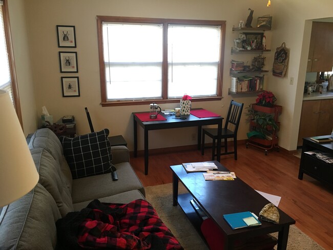 Photo - 1322 Harding Ave Unit 3