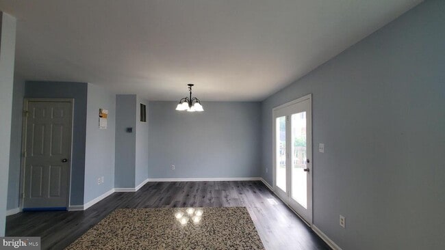 Photo - 6539 Huntshire Dr