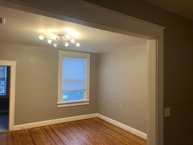 Photo - 74X Melville Ave