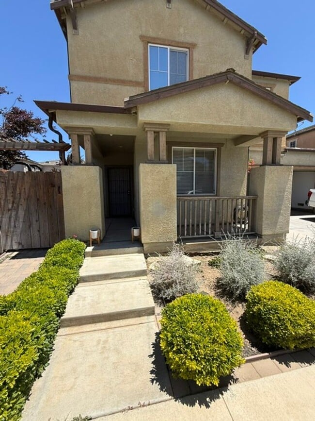 Photo - **Beautiful 2-Story Home Next to the Park**