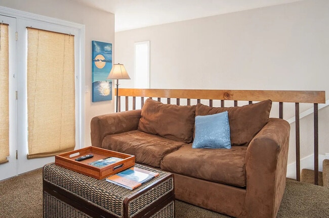 Building Photo - 1574 Lorraine Dr Unit ID1058617P