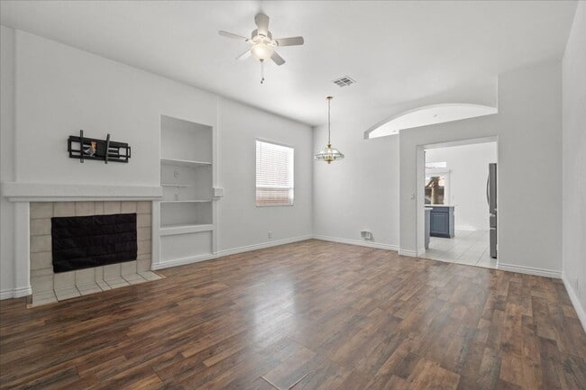 Photo - Single Story 3 Bedroom Home with Open Concept