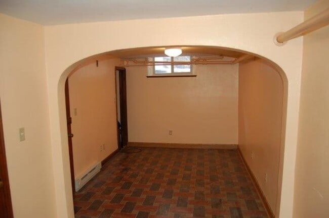 Photo - The Lamp House - 4 Br., 3 Bath Home  Available 8/15/2026-MTM