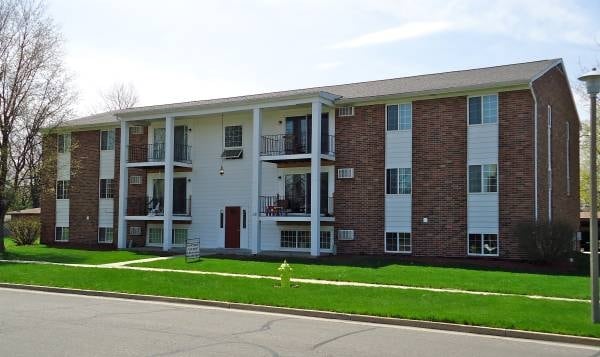 Photo - Country Squire Apartments