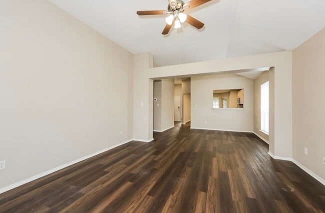 Photo - 6902 Evening Shade Ln