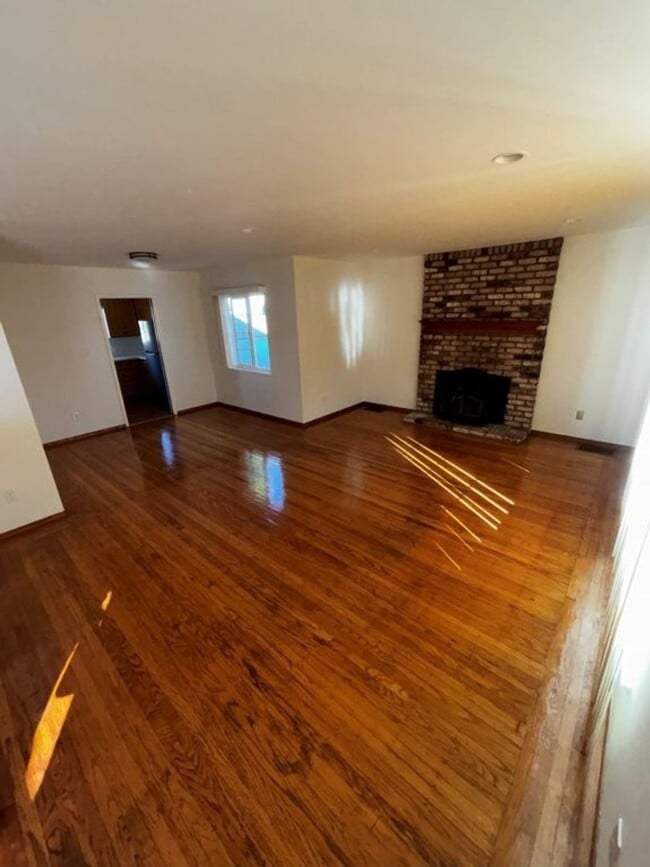 Photo - Nor Cal Realty, Inc. - 3 Bedroom 2  Bath with 2 car garage
