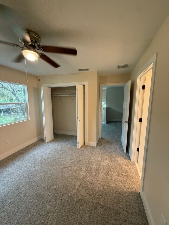 4405 NW 31st Ave