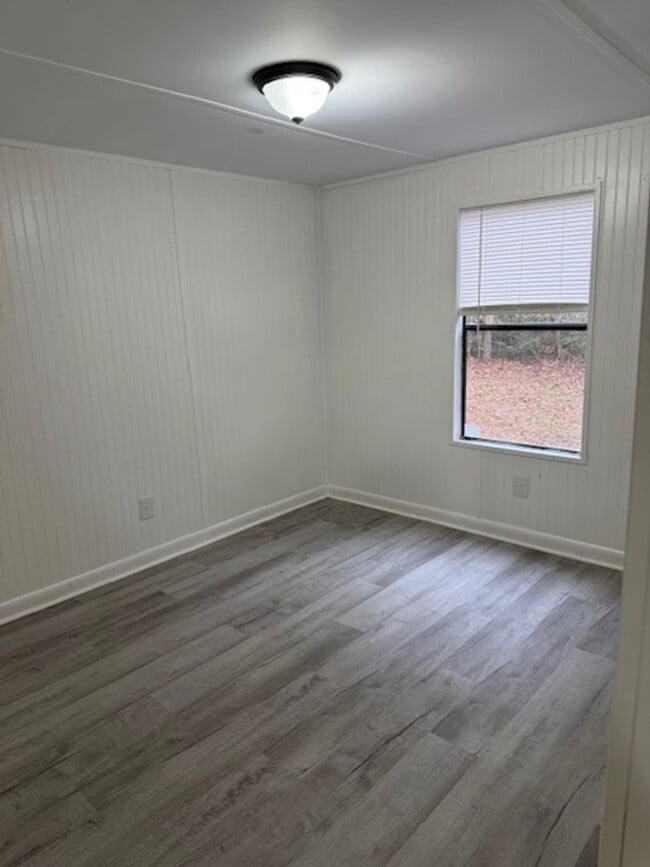 Photo - 3 Bedroom 2 Bath Doublewide Mobile Home