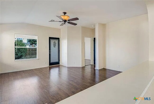 Photo - 238 Starling Creek