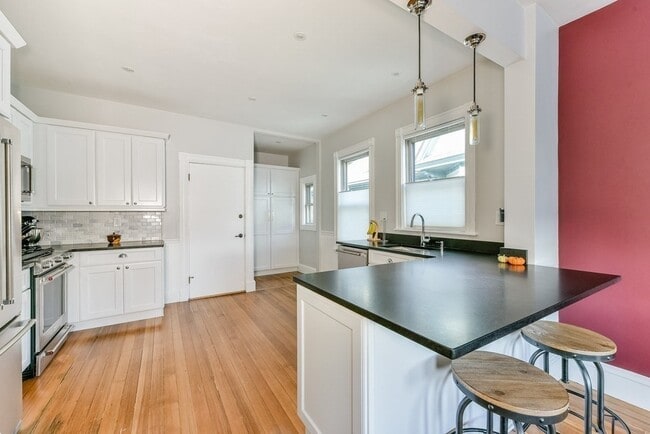 Photo - 132 Paul Gore St Unidad 3