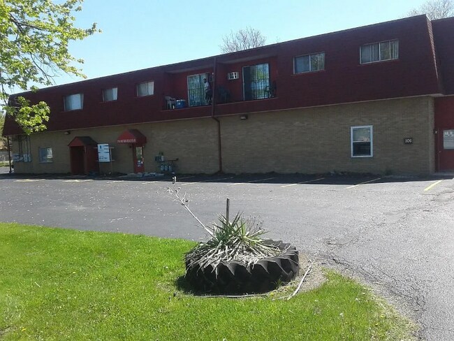 Photo - 106 E Schoolhouse Rd Unidad Apt 5