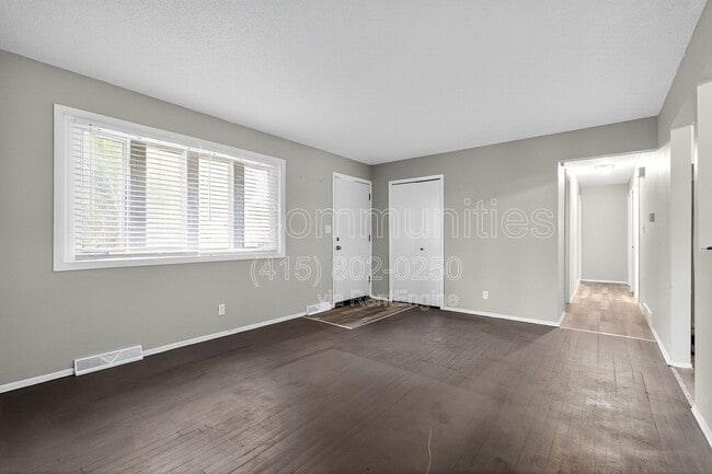 Photo - 2158 Waldorf Rd
