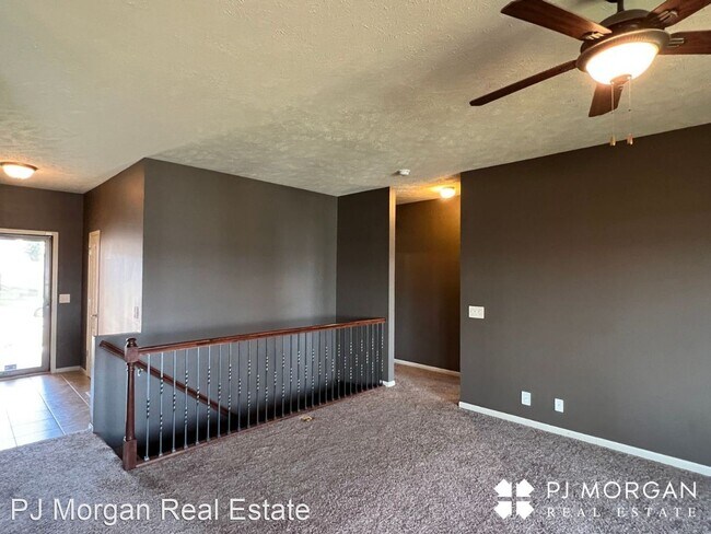 Photo - 4 br, 3 bath House - 17330 Meredith Avenue