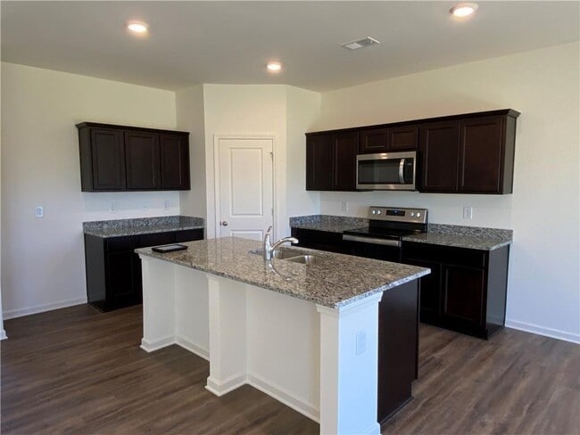 Photo - 508 Artena Ct NW