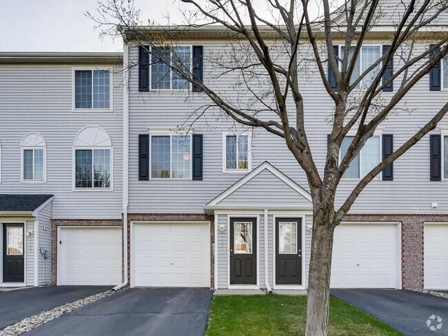 Building Photo - 15587 Flight Way Rental