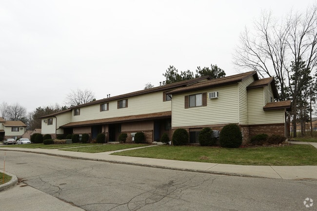 In The Pines Apartments - In The Pines Apartments