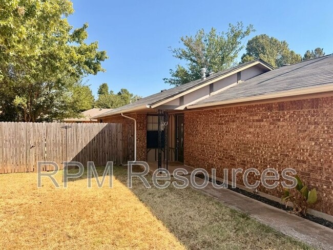 Photo - 957 W Tesio Way