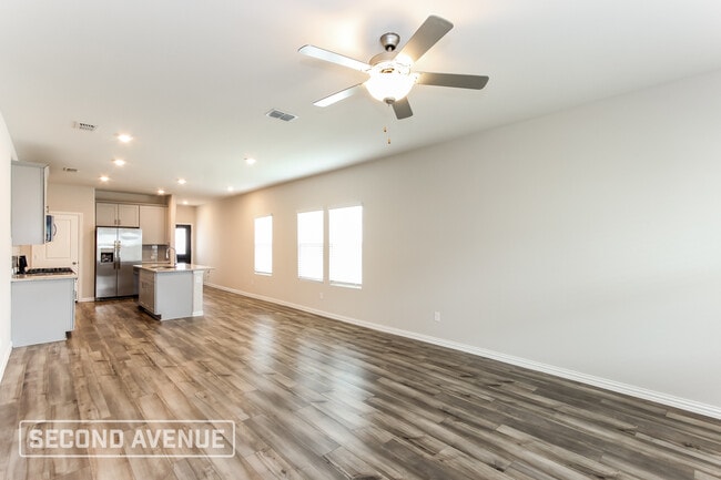 Photo - 1431 Rolling Fox Dr