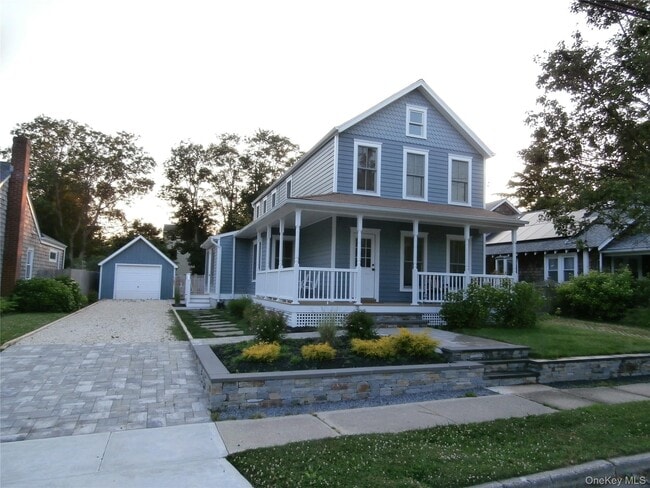 Building Photo - 237 6th St