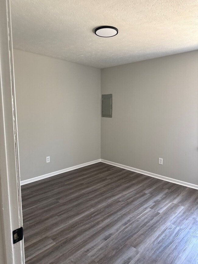 Photo - 40 W Cooper St