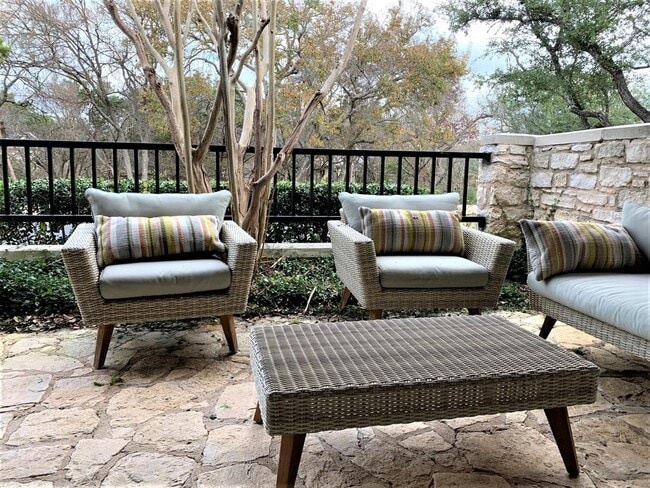 Photo - 105 Birdie Dr