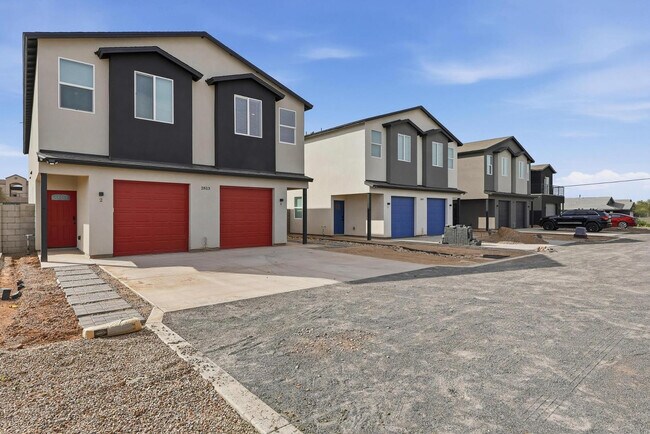 Building Photo - 2809 Trumbull Rd