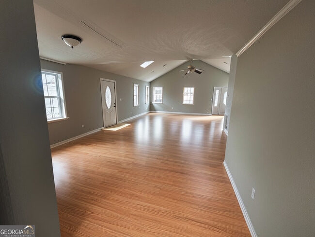 Photo - 270 S Myrtle Ave