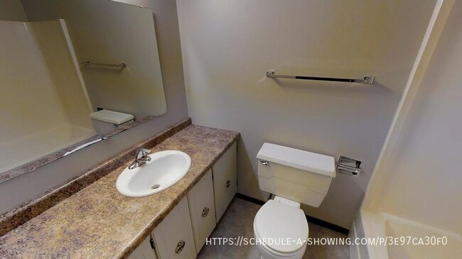 Photo - 701 Grove St