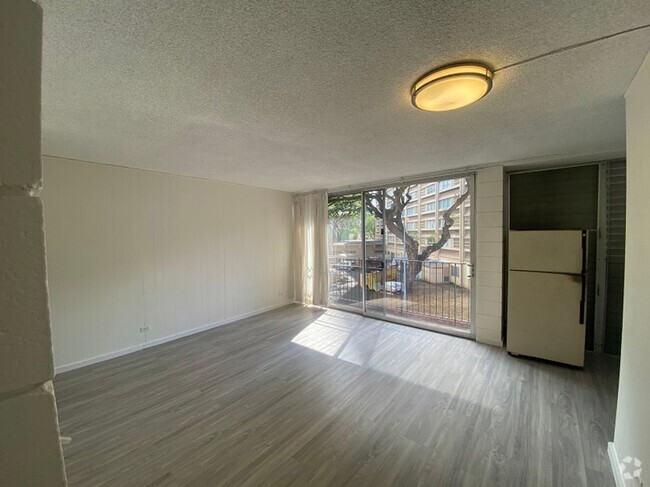 Building Photo - $1,900 - 2 BR/1 Bath/1 Parking -  3rd Floo... Unit 306 Rental