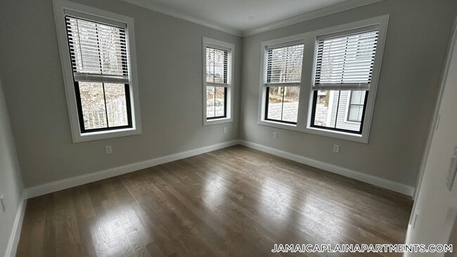 Photo - 283 Lamartine St Unidad 2