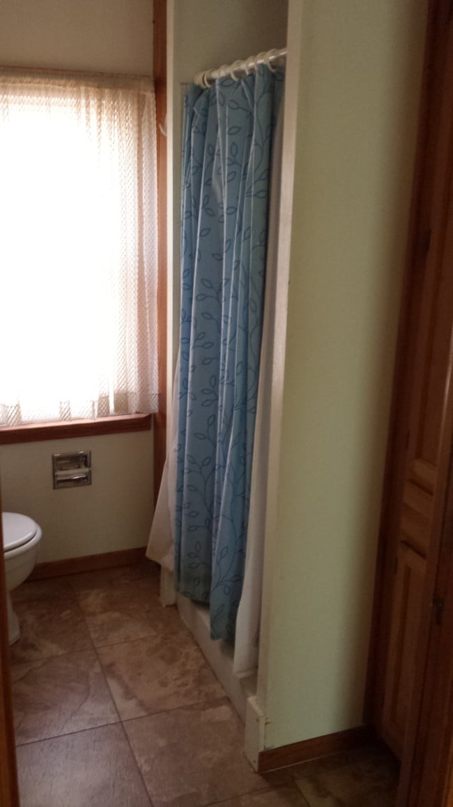 Baño 2 - 906 Vine St Unidad 906