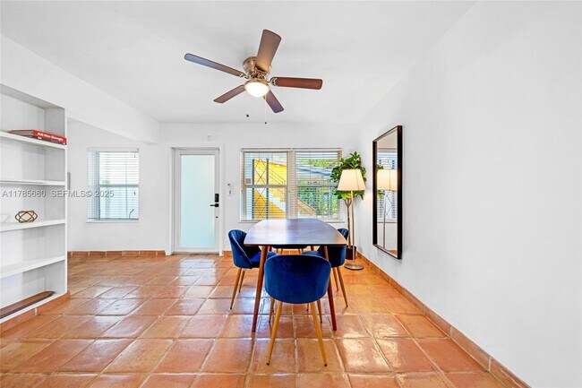 Photo - 312 NE 16th Terrace Unit C