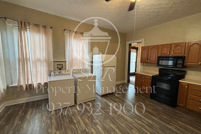 Photo - 227 James St