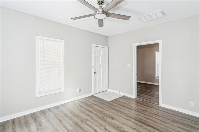 Photo - Charming Updated 2 Bedroom Home in Rose Hill. Rent To Own Available!